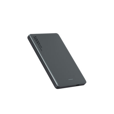 ธนาคารพลังงานแม่เหล็ก 5W/7.5W การออกแบบไร้สาย สีฟ้า สีขาว การซึม 5000mAh ความจุ